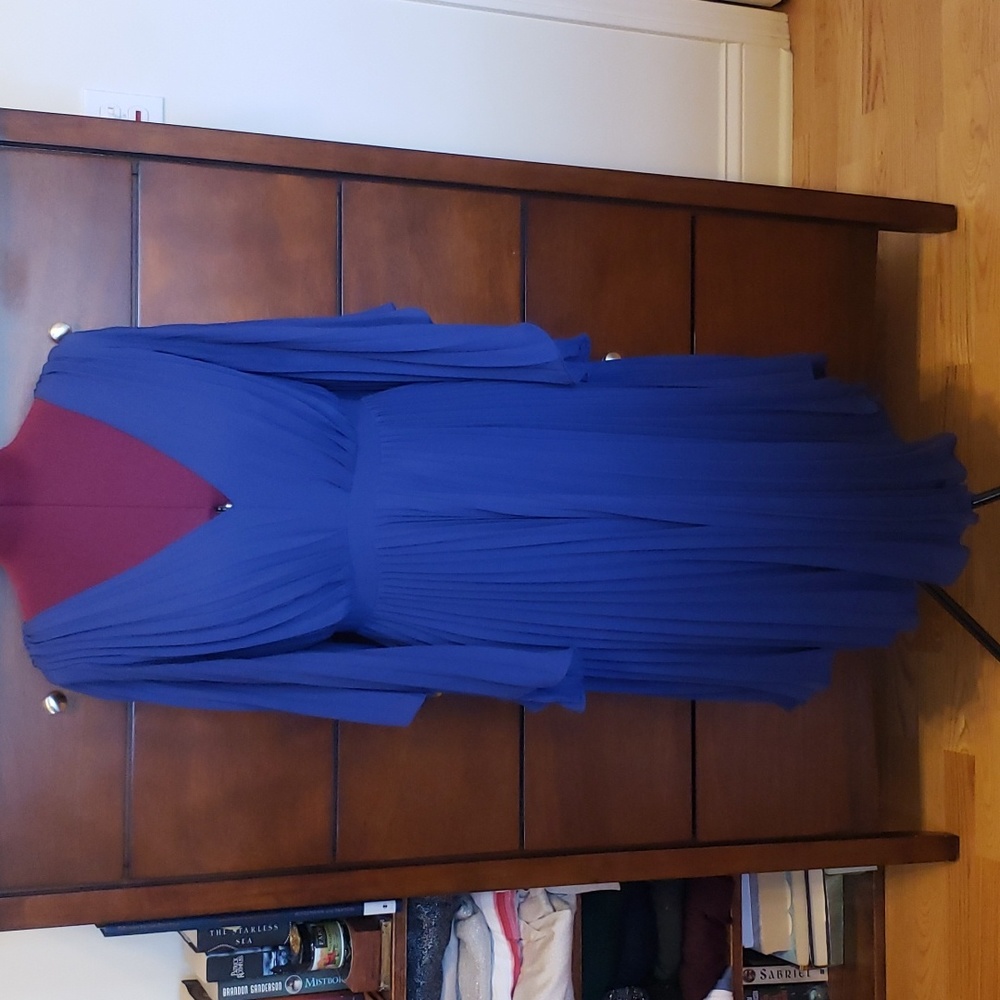 WHBM Cold-Shoulder Pleated Soft Dredd; Marine Blue Evening Dress, Size 0